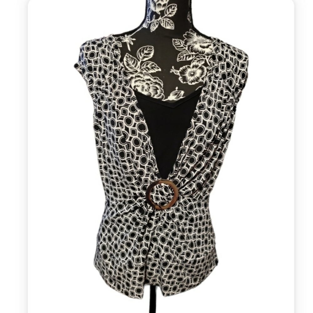 Cute Blouse! Sz meduim